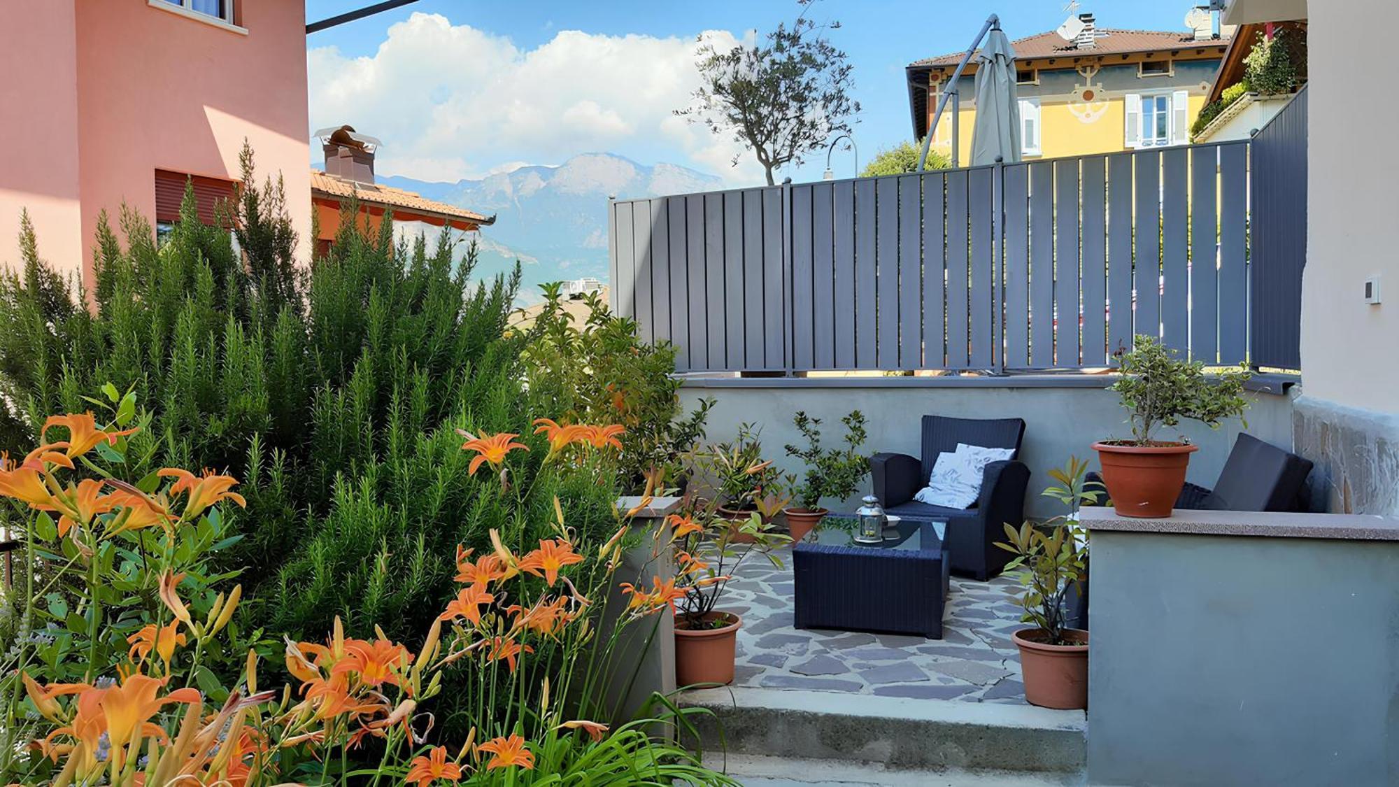 Over The Castle Apartment Trento Bagian luar foto