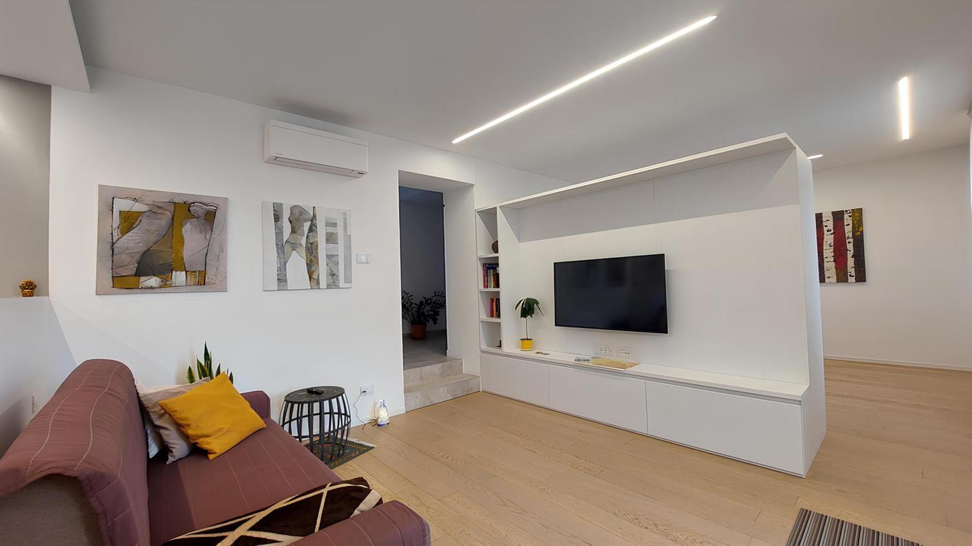 Over The Castle Apartment Trento Bagian luar foto
